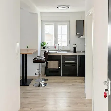 Gorgeous In With Wifi Apartamento